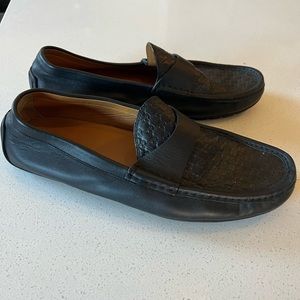 Black leather Gucci loafers